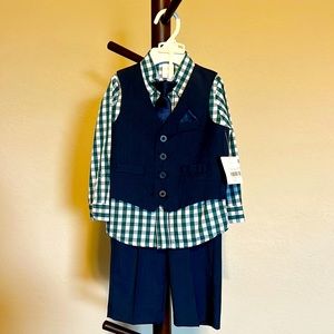 Navy and green vest suit set